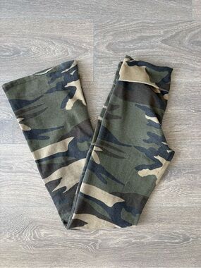 Brandy Melville Camo Foldover Pants